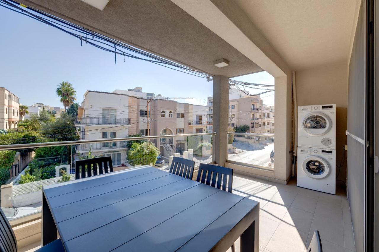 Marvellous 3Br Apartment In Central St Julians San Ġiljan Exterior foto