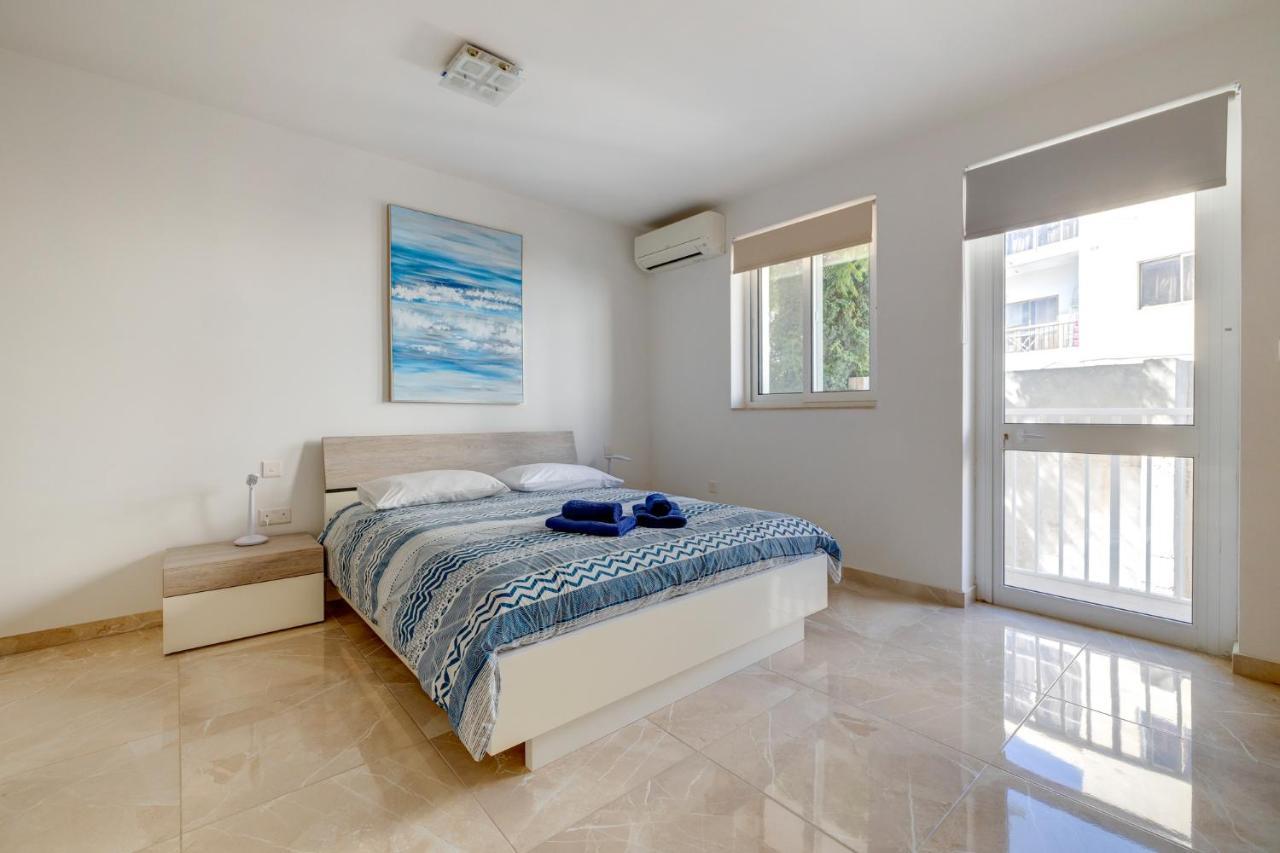 Marvellous 3Br Apartment In Central St Julians San Ġiljan Exterior foto