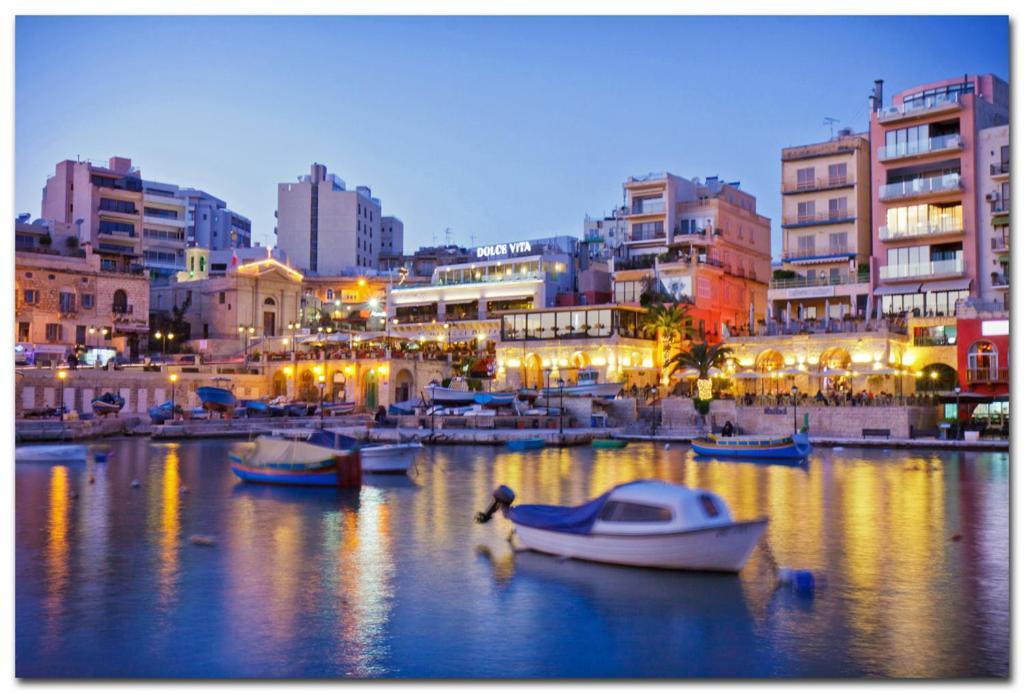 Marvellous 3Br Apartment In Central St Julians San Ġiljan Exterior foto